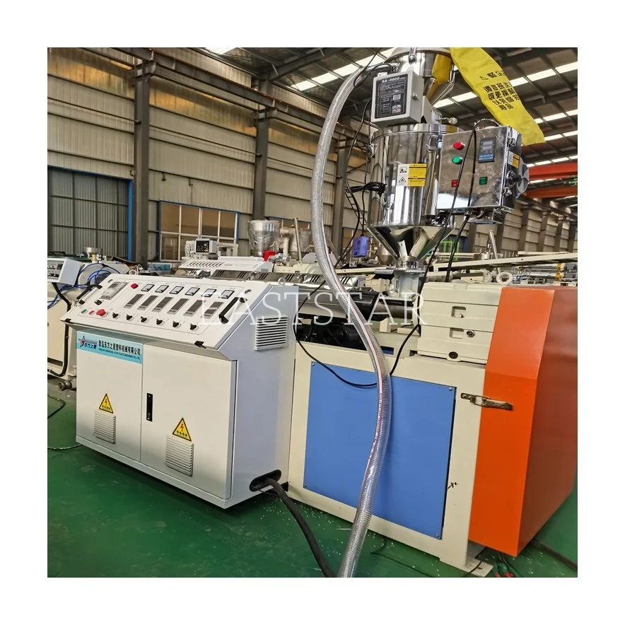 Tiomáineann teicneolaíochtaí nuálacha táirgeadh bandáil imeall PVC, ag baint amach déantúsaíocht éifeachtach agus beacht.