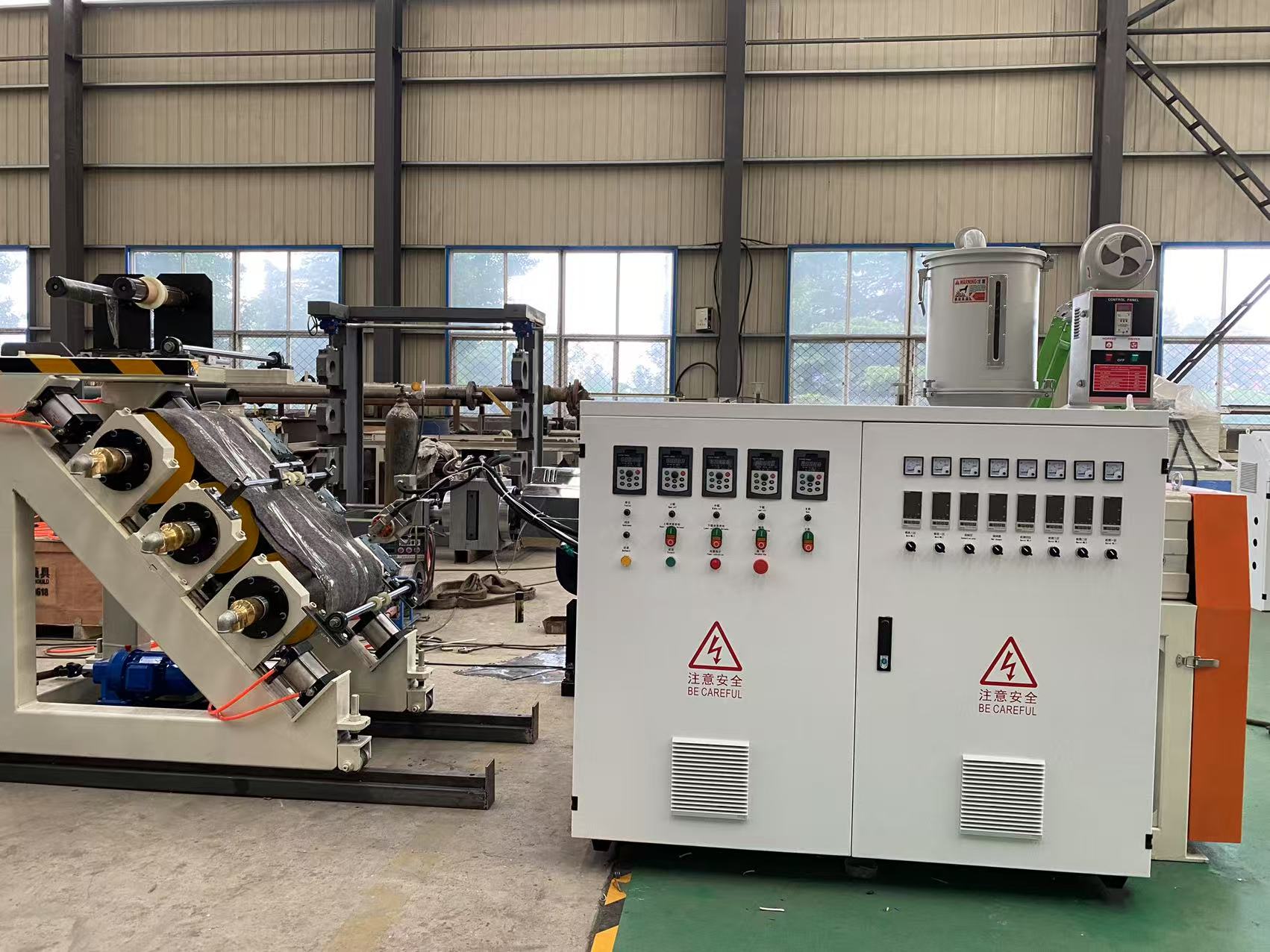 Longa QINGDAO EASTSTAR Líne Táirgthe Casta Uisce TPE chuig an India