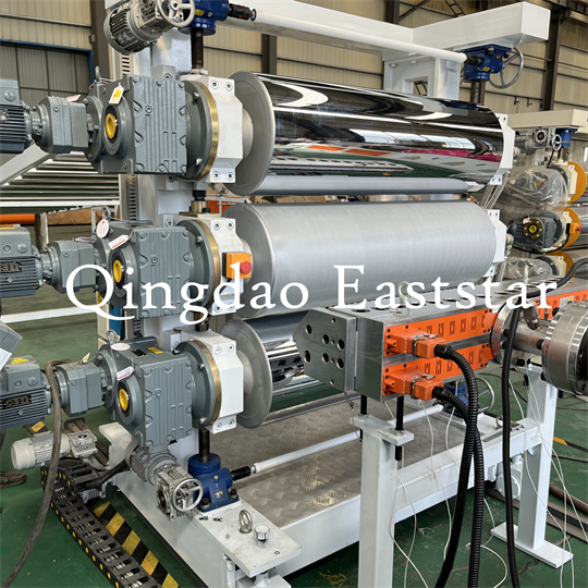 Trealamh Féilire Bileog Trí-sorcóir